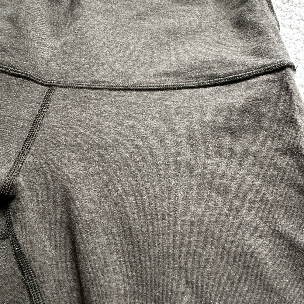 Lululemon - Hunter Green Cropped High-Waisted Leggings